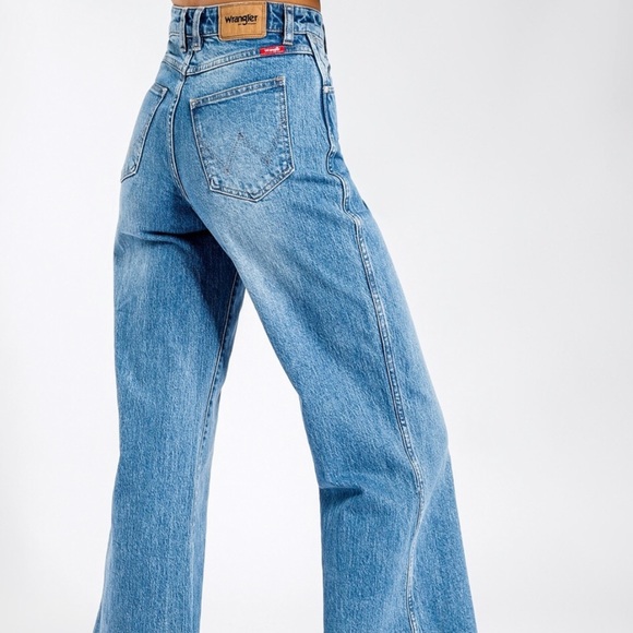 Urban Outfitters Denim - UO Vintage Styled Wrangler Ultra High Rise Jeans